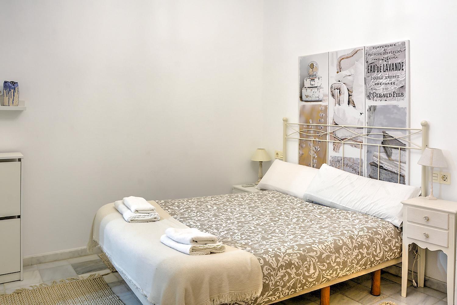 Apartamento En Calle Regla Sanz Seville Luaran gambar